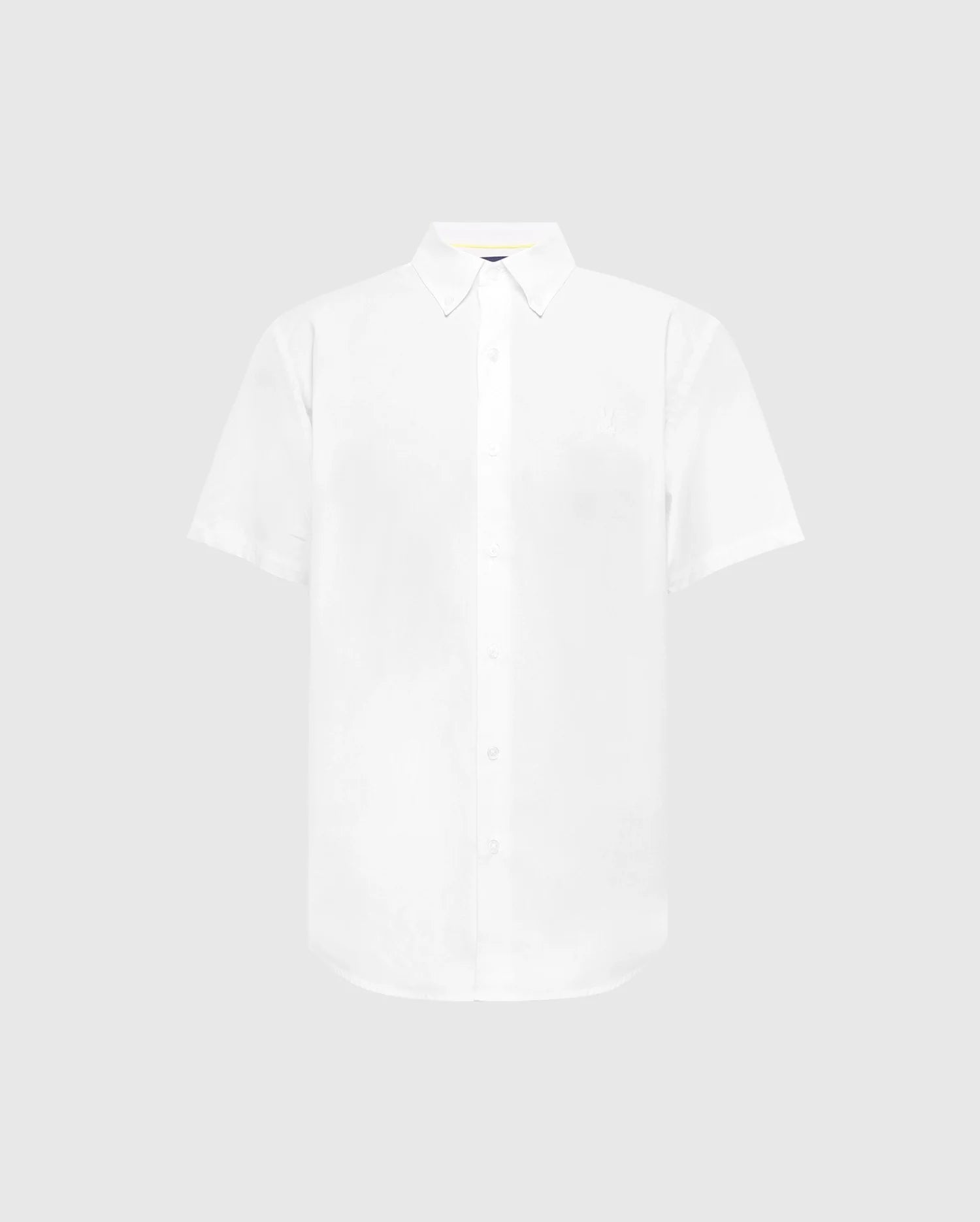 The MENS GABRIEL SHORT SLEEVE SHIRT - B6Q351F200 by Psycho Bunny is showcased on a grey canvas. Made from fine Pima cotton, it boasts a classic collar, button-up style, and features an embroidered Bunny logo on the left chest.