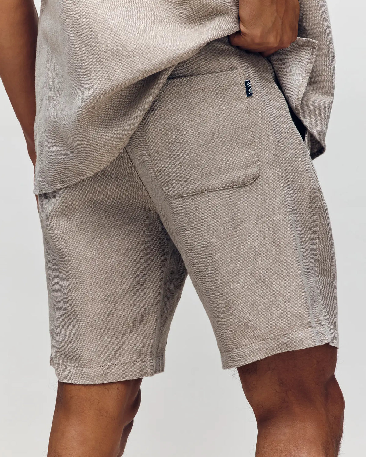 MENS WINDCREST LINEN BLEND DRAWSTRING SHORT - B6R474C200