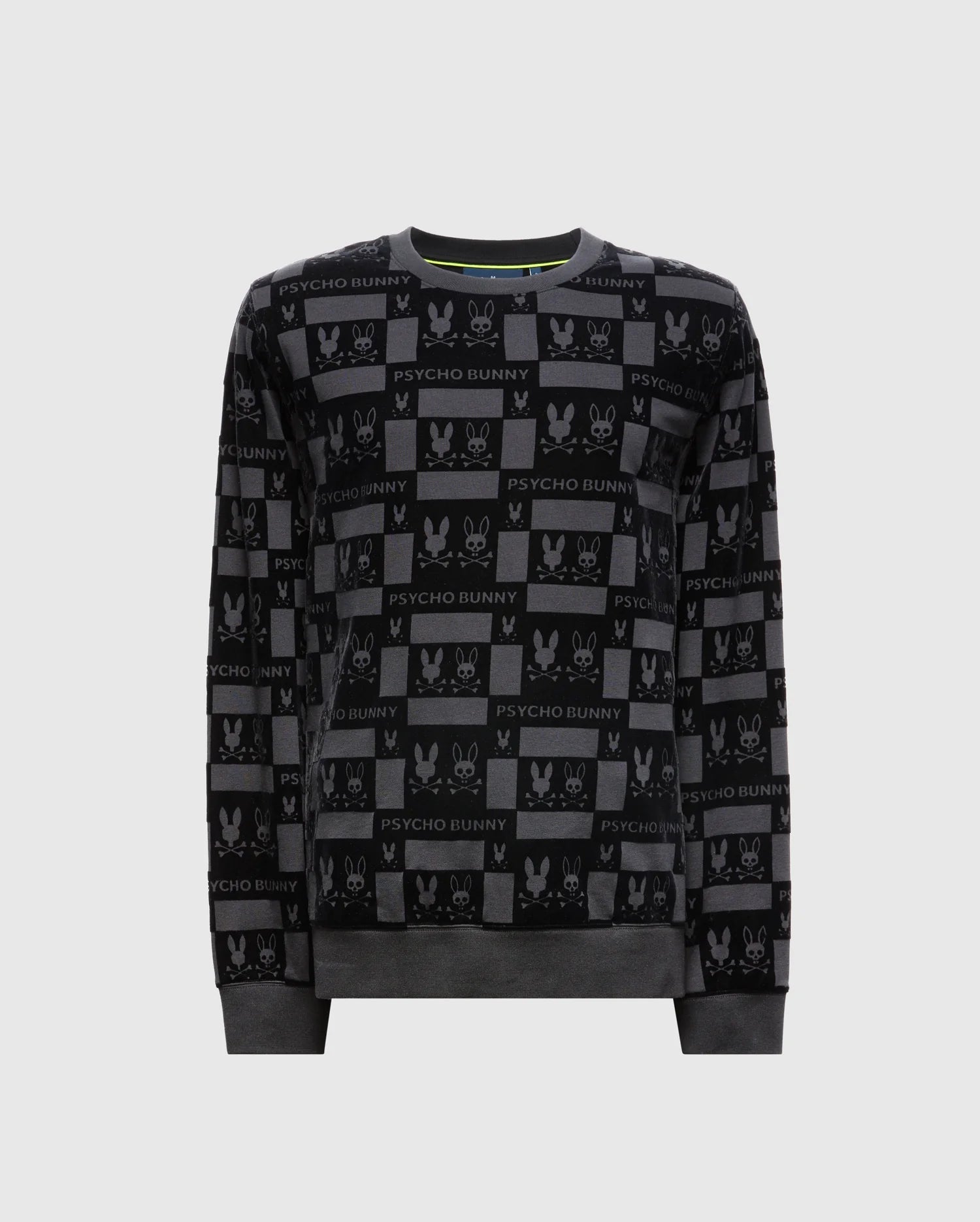 The Men's Romeo Lightweight Sweatshirt - B6S129E200 by Psycho Bunny is a fashionable black crewneck, adorned with a repeating bunny skull pattern and the words "Psycho Bunny" in a checkered design. It features solid black cuffs, collar, and hemline for a sleek finish.