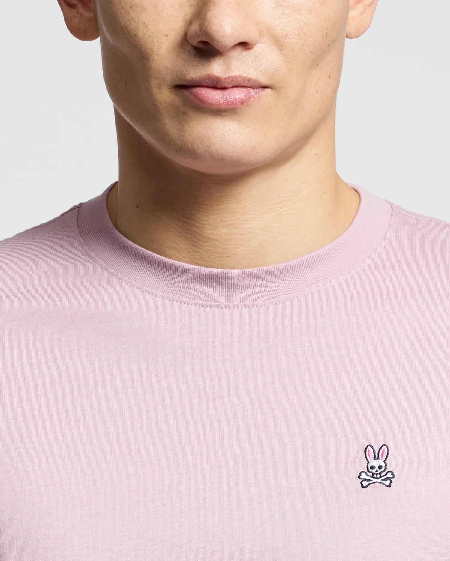 MENS CLASSIC CREW NECK TEE - B6U014F200