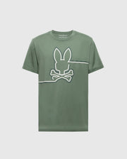 The MENS CHESTER GRAPHIC TEE - B6U022D200 by Psycho Bunny is a green premium Pima Cotton T-shirt from Peru, featuring a stylized rabbit's head and crossed bones logo intersected by two parallel lines on the front.