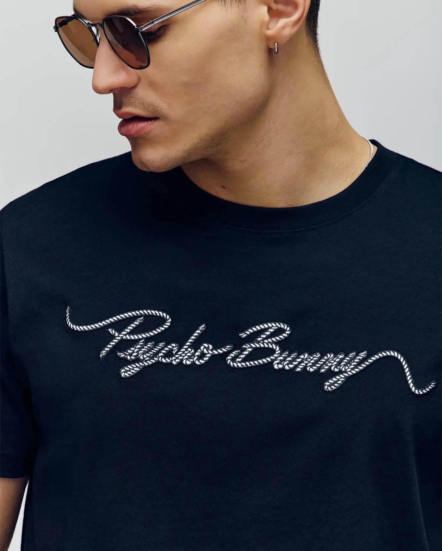MENS CYRUS WORDMARK GRAPHIC TEE - MT0200018